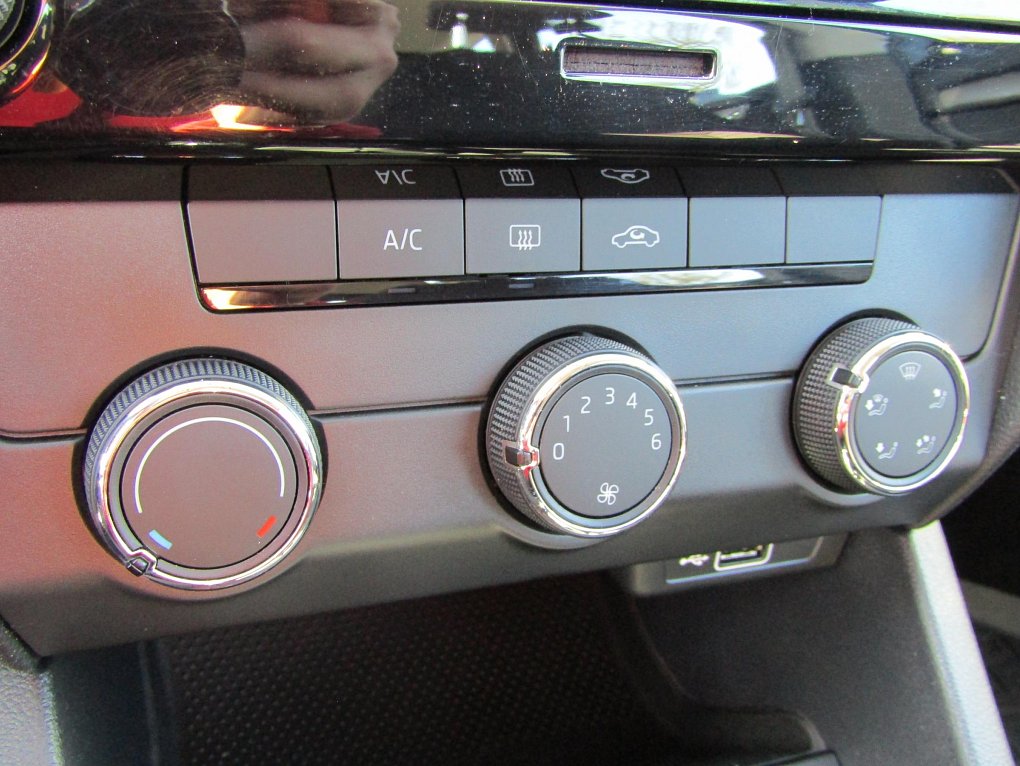 Škoda Octavia III 1.0TSI Style