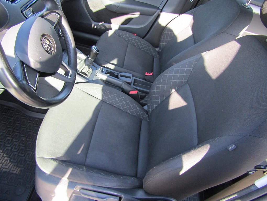 Škoda Octavia III 1.0TSI Style