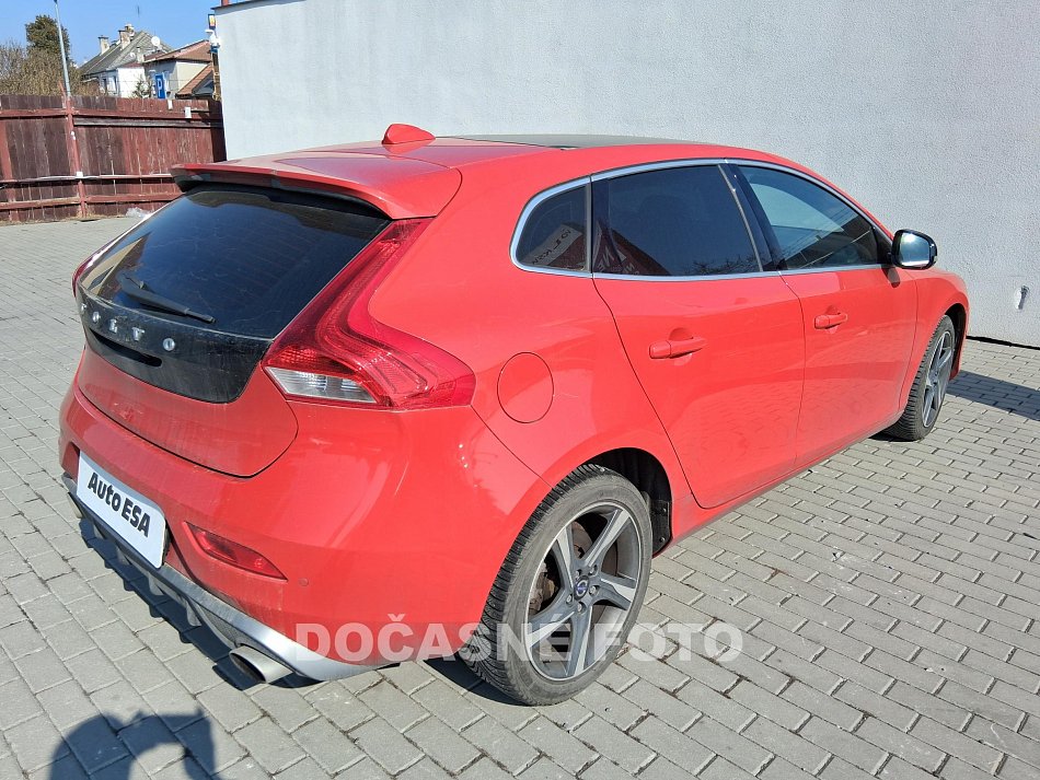 Volvo V40 2.0 i 