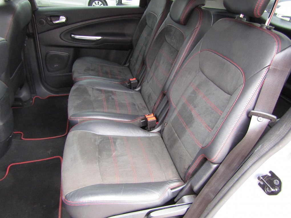 Ford S-MAX 2.0 EB Titanium