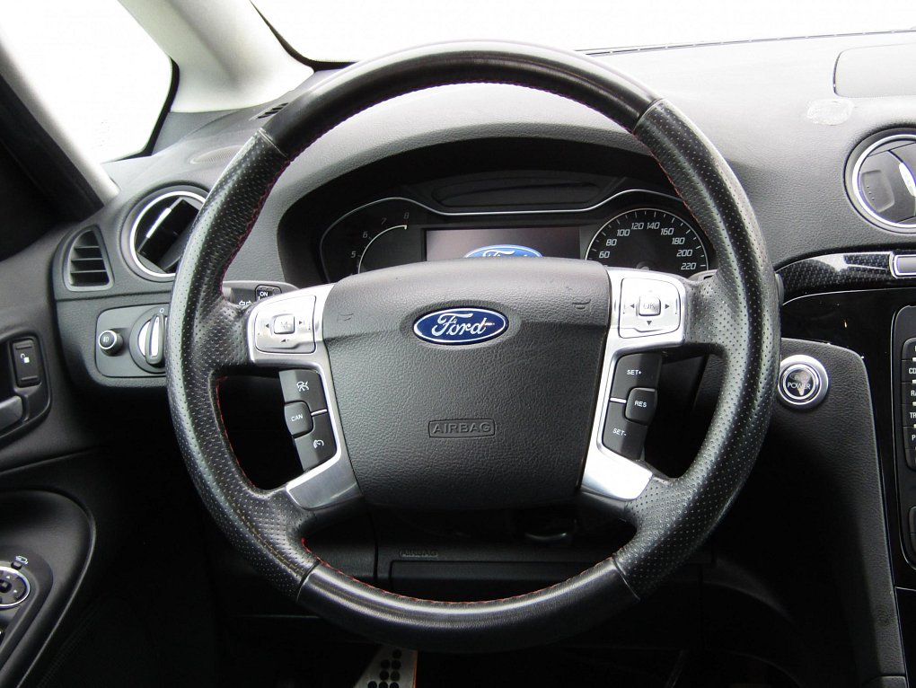 Ford S-MAX 2.0 EB Titanium