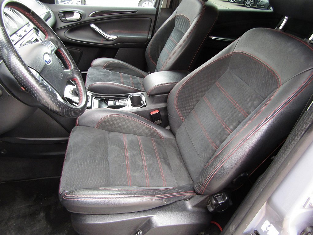 Ford S-MAX 2.0 EB Titanium