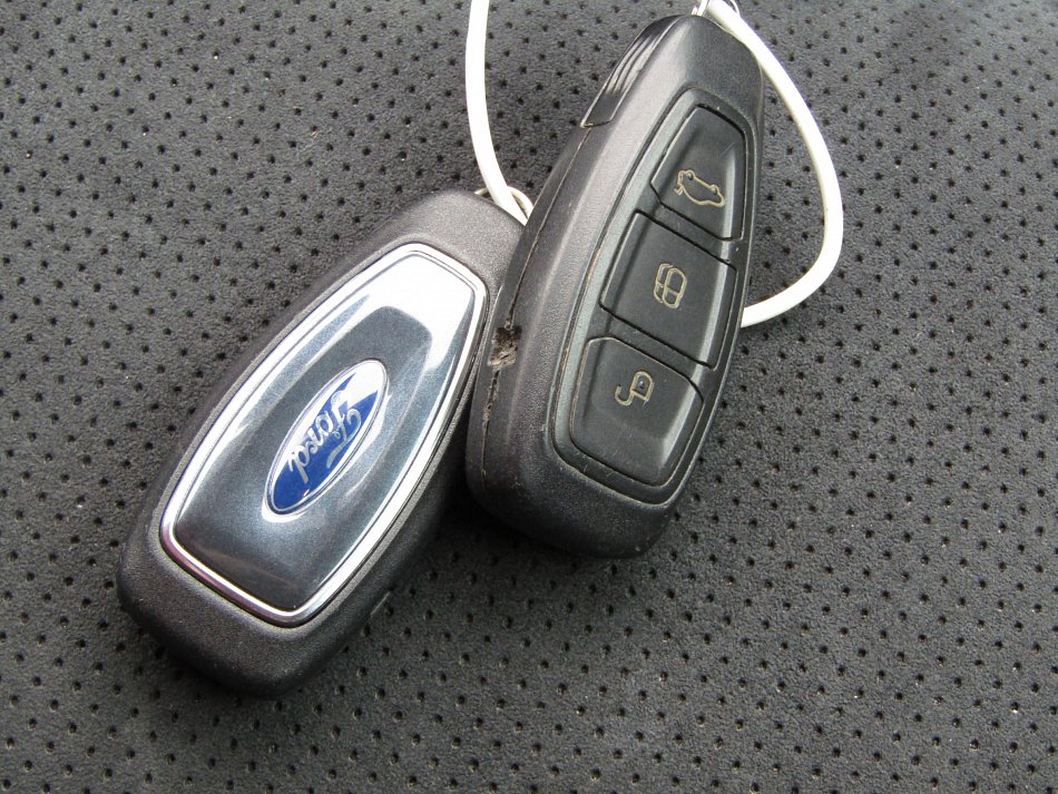 Ford S-MAX 2.0 EB Titanium