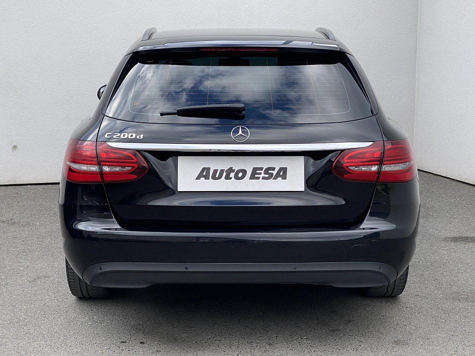 Mercedes-Benz Třída C 1.6 d Classic C 200 d