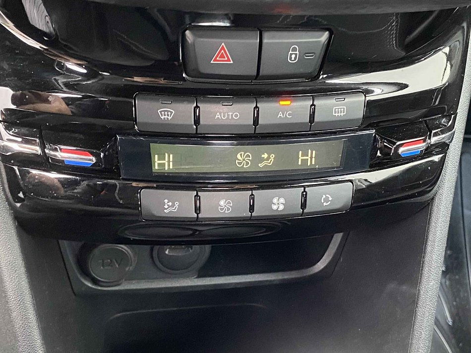 Peugeot 208 1.2PT Allure