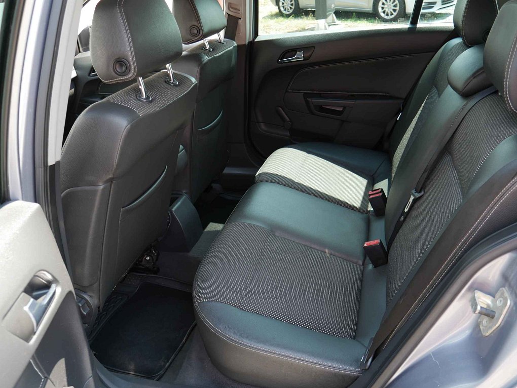 Opel Astra 1.6i 