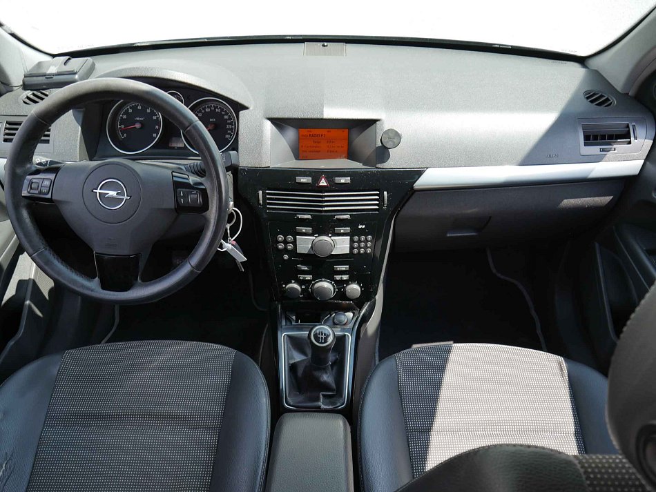 Opel Astra 1.6i 