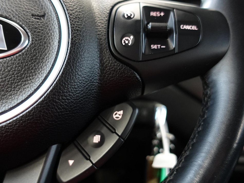 Kia Carens 1.6GDi 