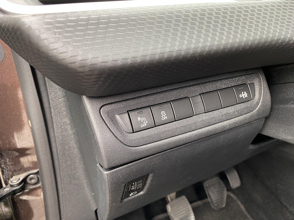 Peugeot 2008 1.6 VTi Active