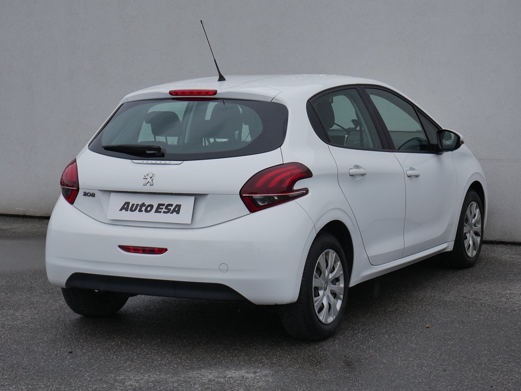 Peugeot 208 1.2 PT 