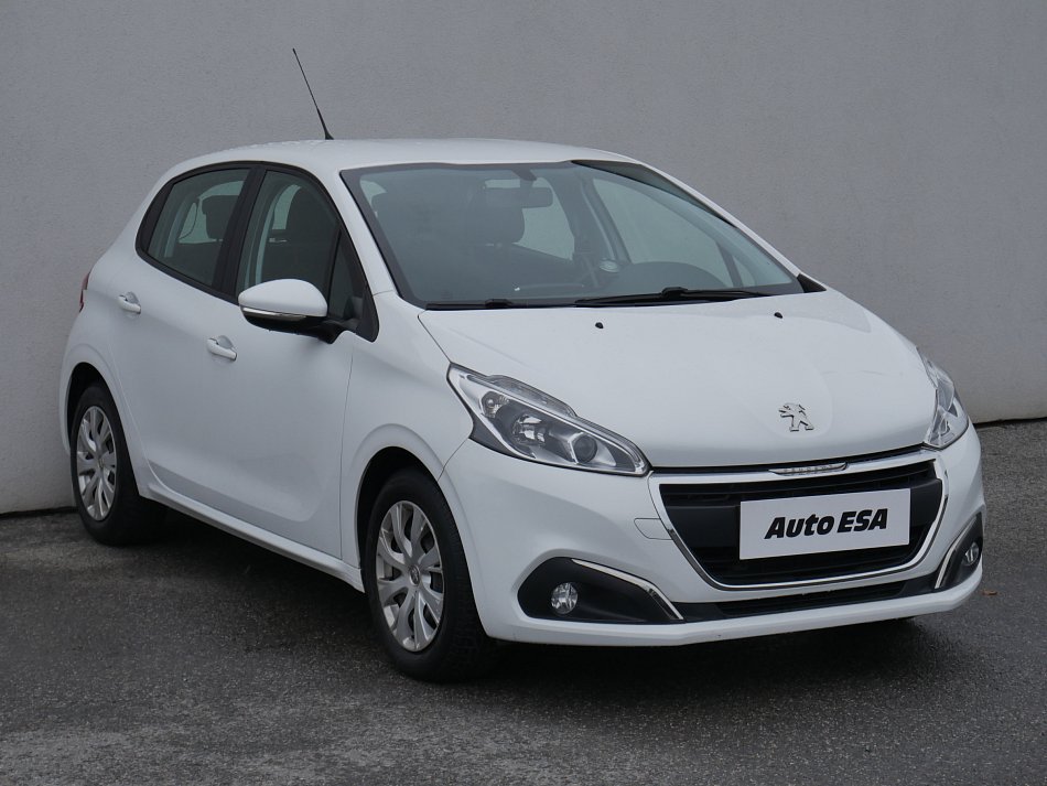 Peugeot 208 1.2 PT 