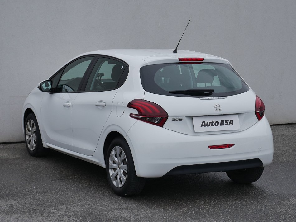 Peugeot 208 1.2 PT 