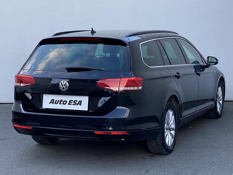 Volkswagen Passat 2.0 TDI Comfortline