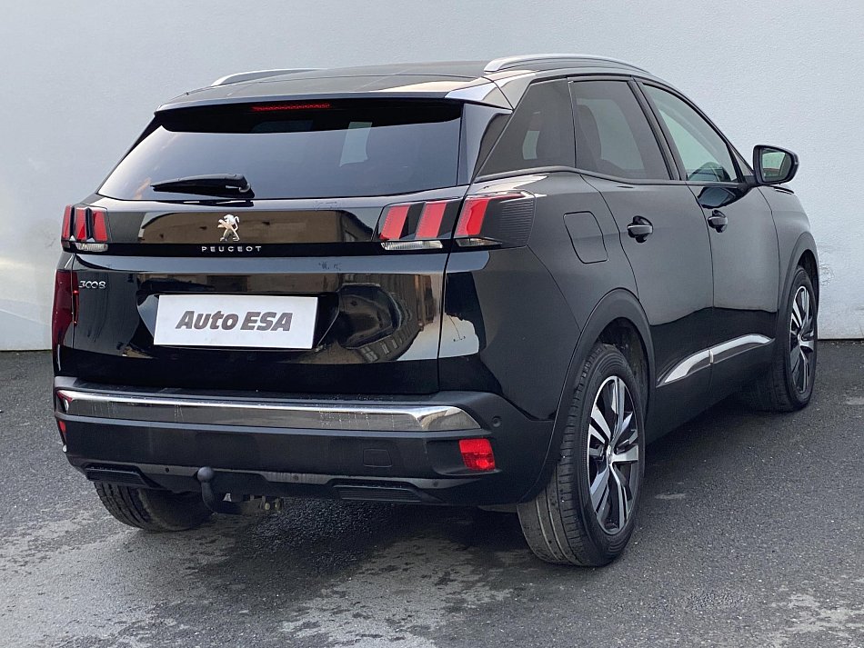 Peugeot 3008 1.2PT Allure