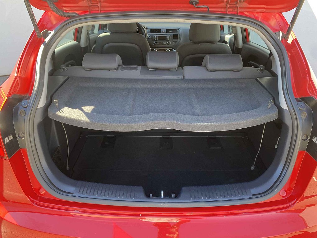 Kia Rio 1.4i 