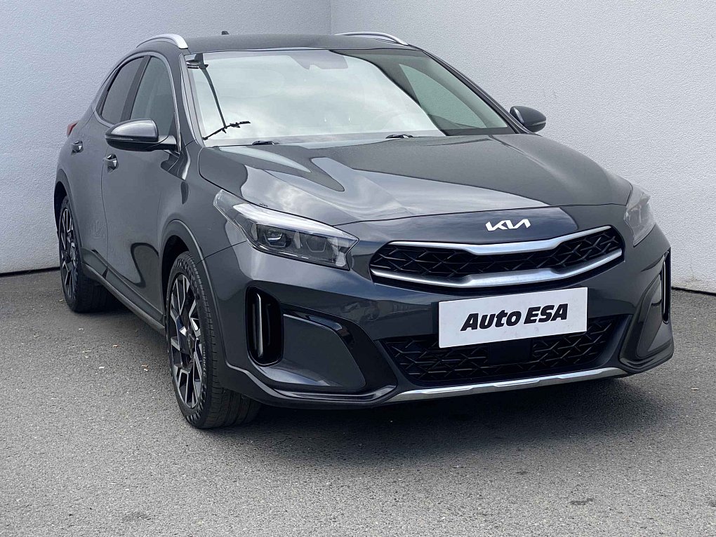 Kia XCeed 1.5 T-GDi TOP