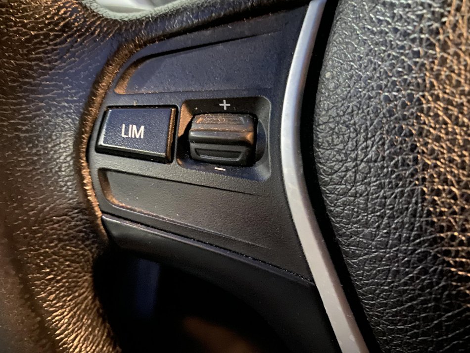 BMW Řada 1 1.6i  116i