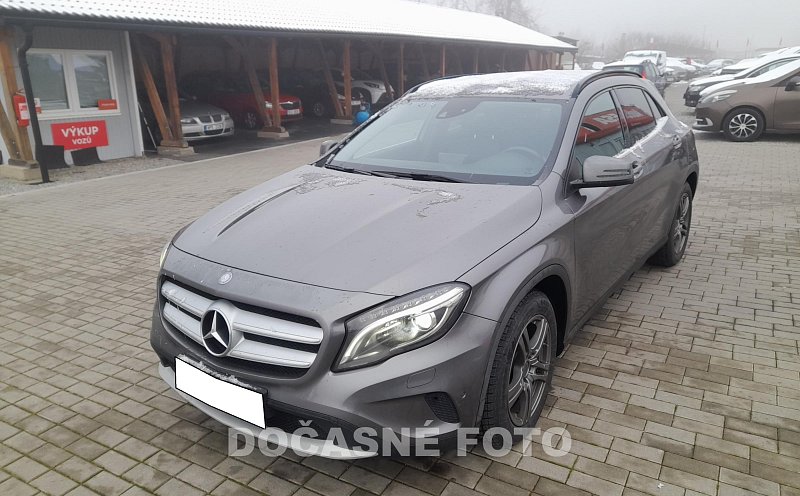 Mercedes-Benz GLA 2.2 