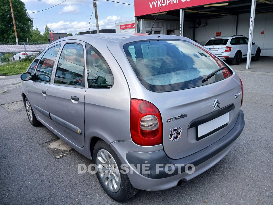 Citroën Xsara Picasso 1.8i 