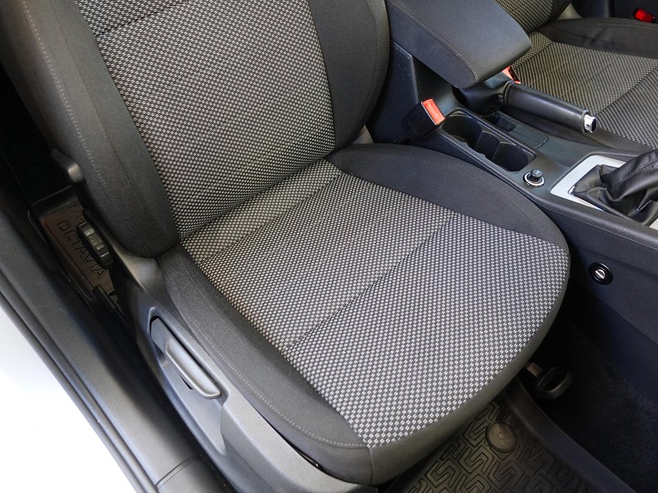 Škoda Octavia III 1.6 TDi  4x4