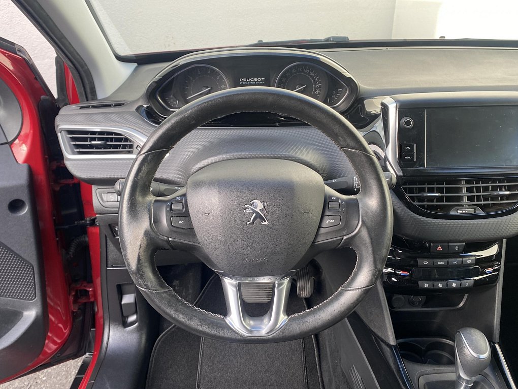 Peugeot 2008 1.2PT Allure