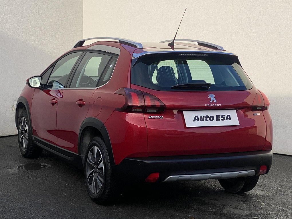 Peugeot 2008 1.2PT Allure