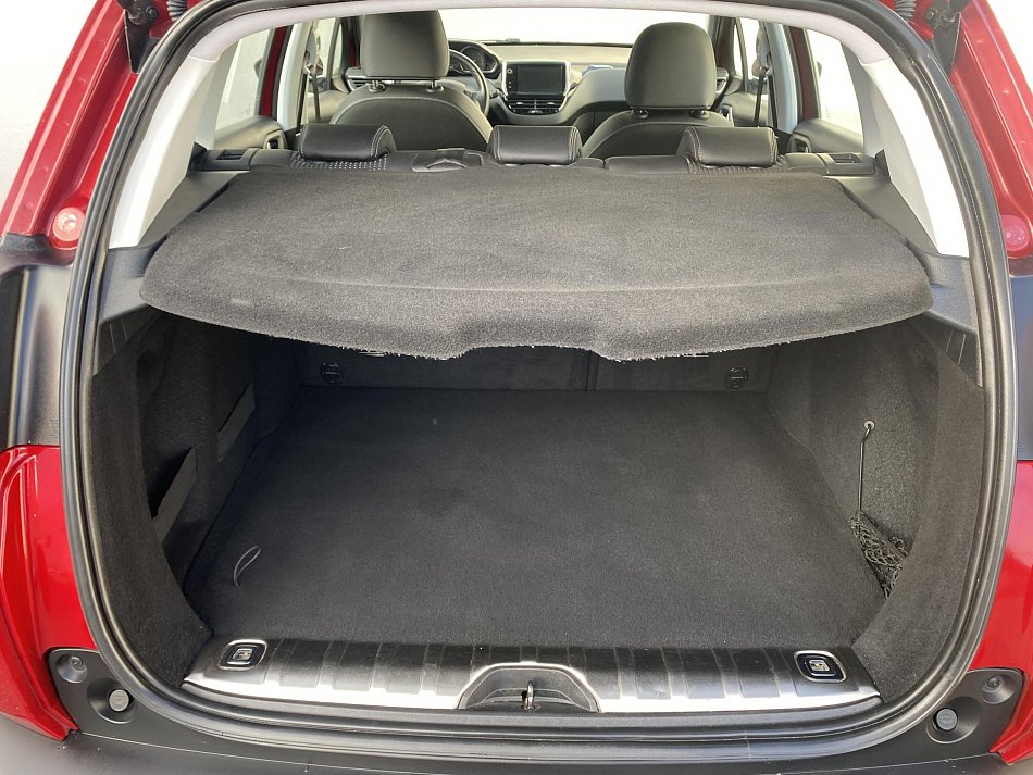 Peugeot 2008 1.2PT Allure