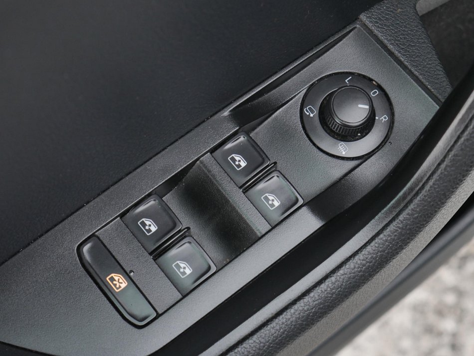 Škoda Superb III 2.0 TDi Ambition