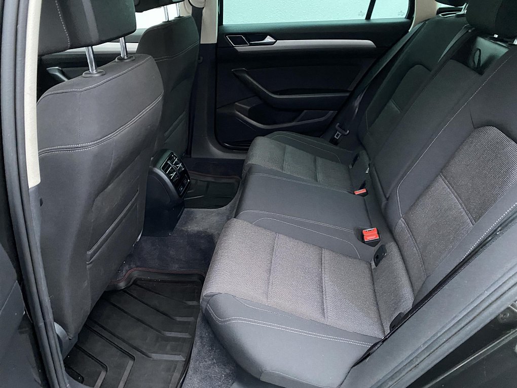 Volkswagen Passat 2.0 TDi 