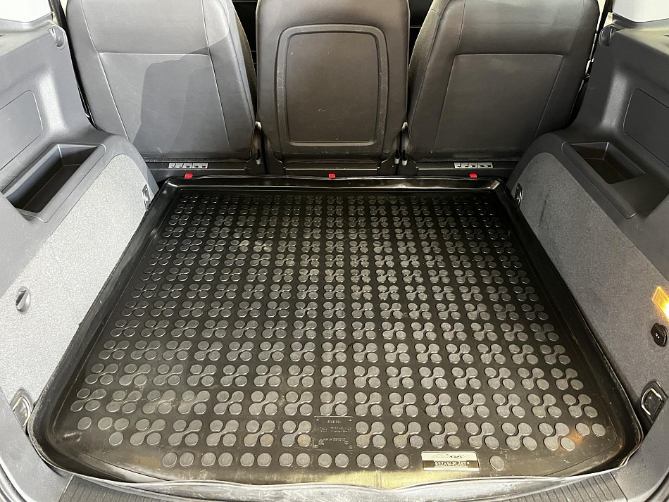 Volkswagen Touran 1.6 TDi 