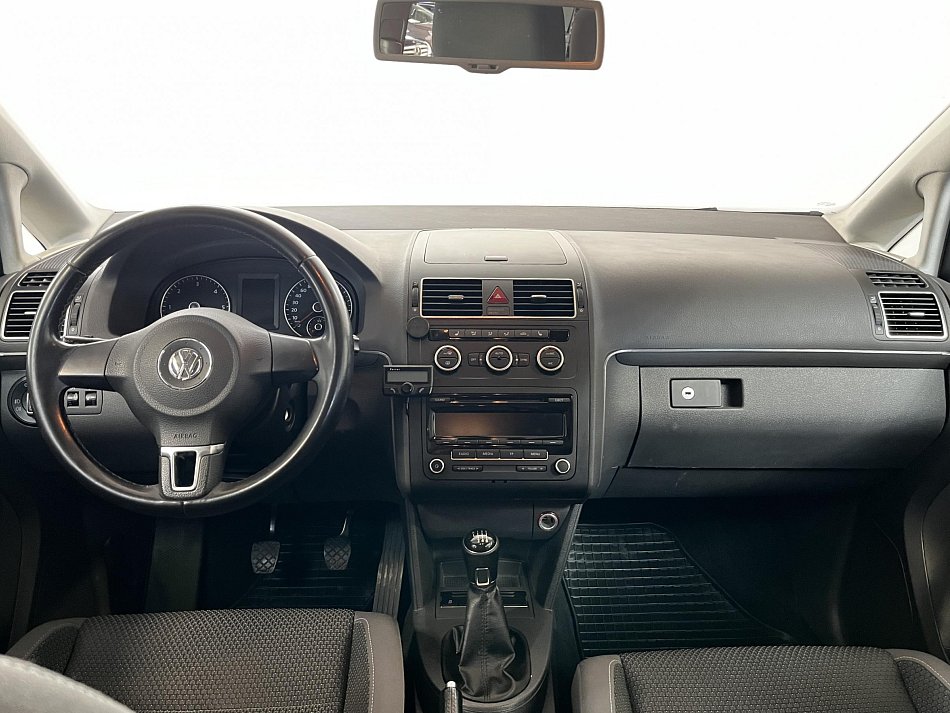 Volkswagen Touran 1.6 TDi 