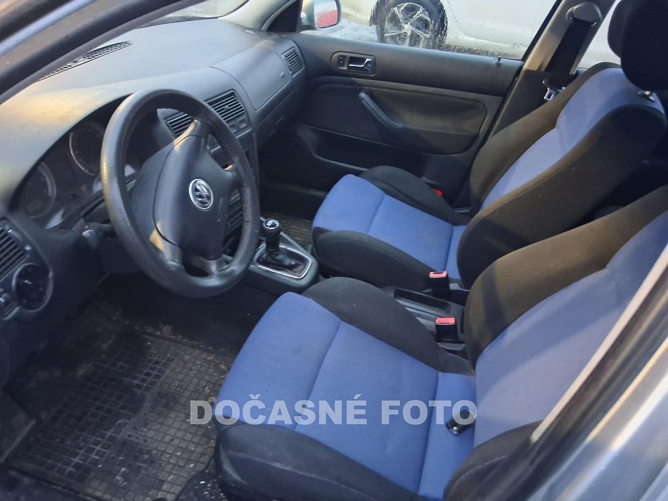 Volkswagen Golf 1.4 16V 