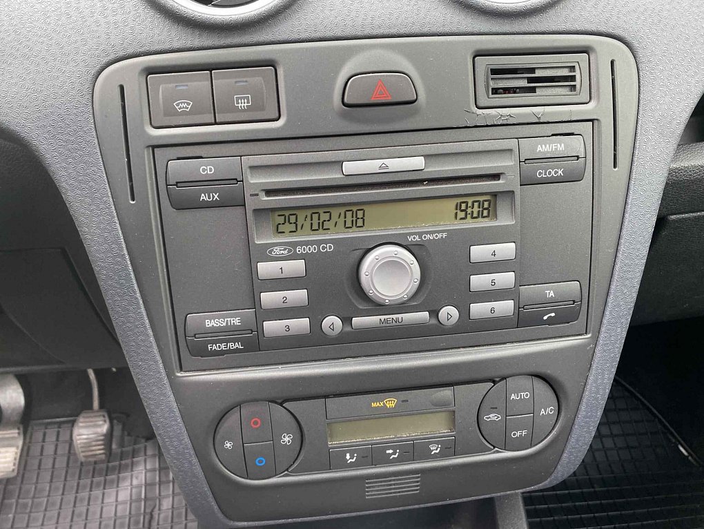 Ford Fusion 1.4i 
