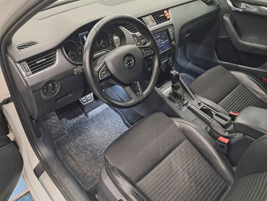 Škoda Octavia III 2.0TSi 