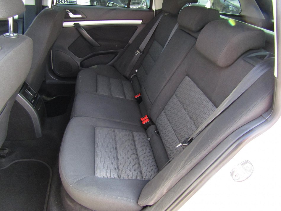 Škoda Octavia II 1.6TDi Ambiente