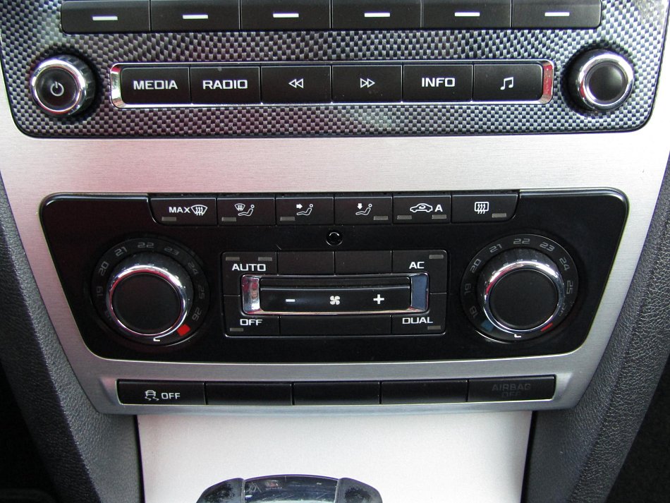 Škoda Octavia II 1.6TDi Ambiente