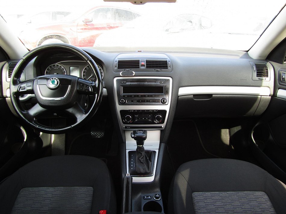 Škoda Octavia II 1.6TDi Ambiente