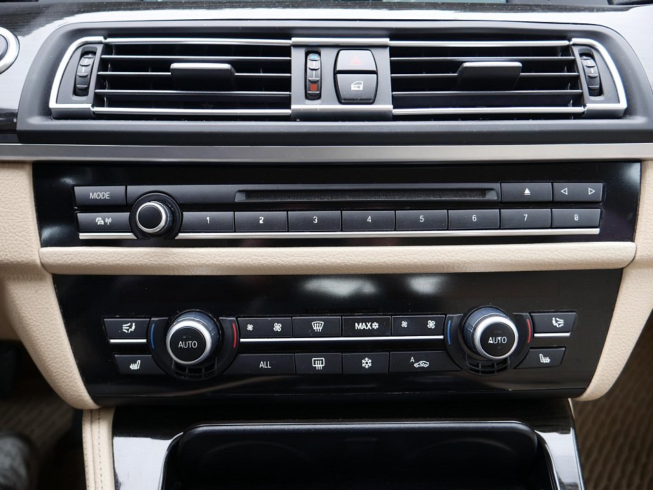 BMW Řada 5 525 D  525D