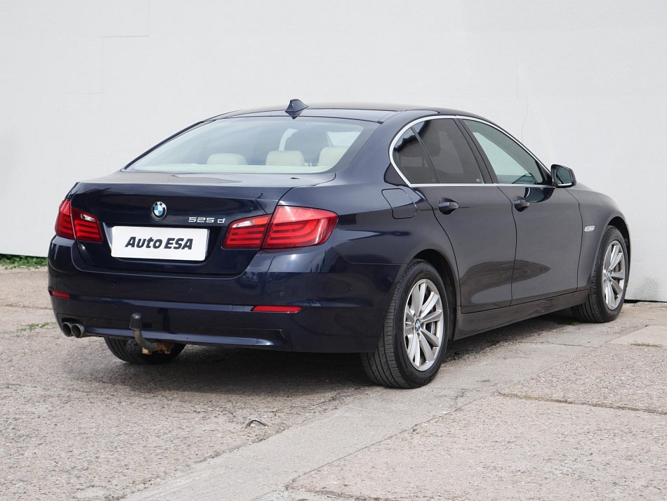 BMW Řada 5 525 D  525D