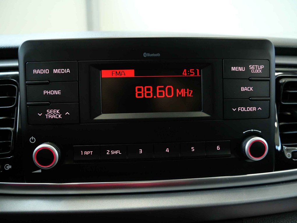 Kia Rio 1.2i 