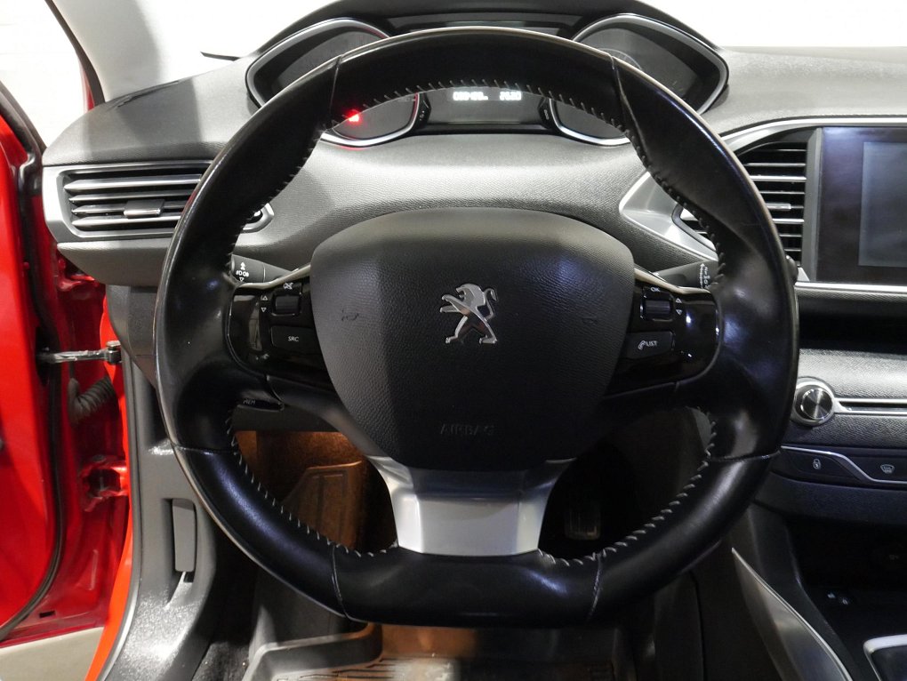 Peugeot 308 1.2PT Allure