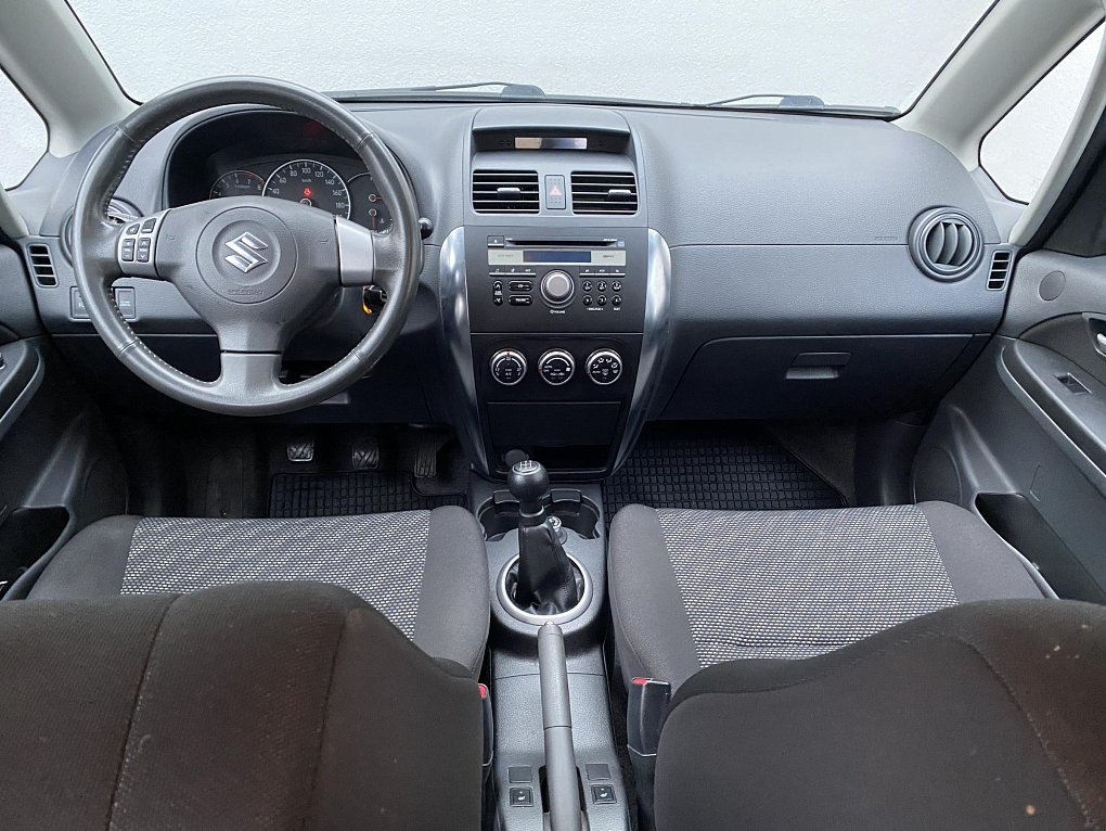 Suzuki SX4 1.6i 