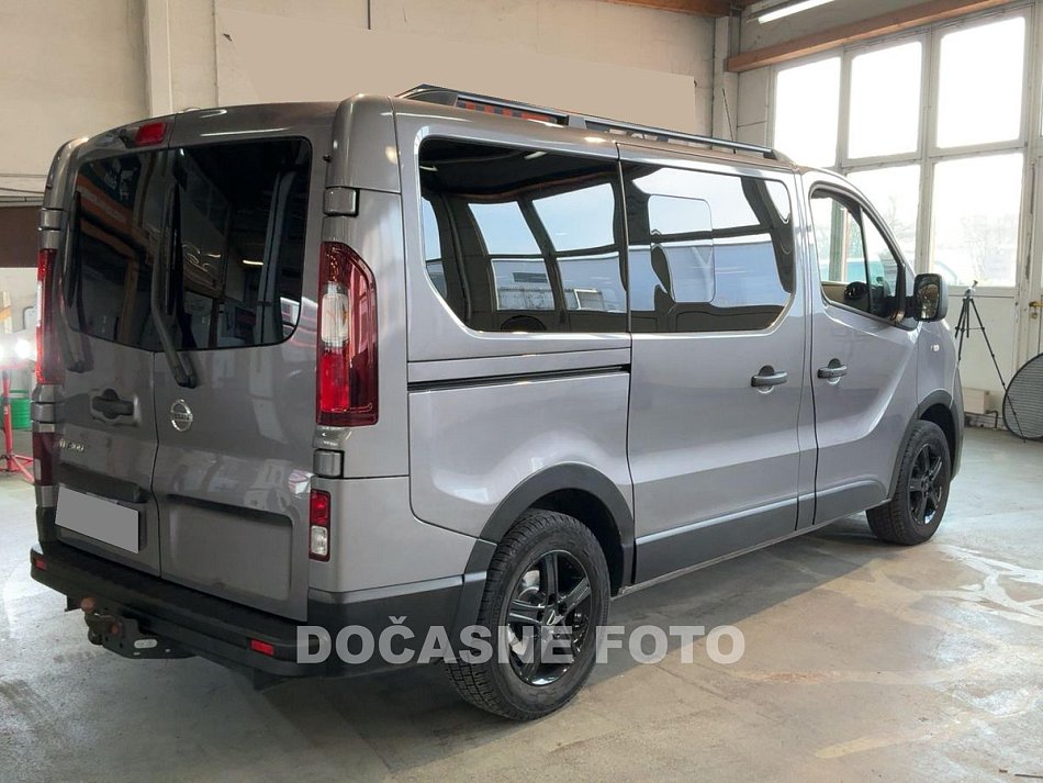 Nissan NV300 1.6dCi  8míst