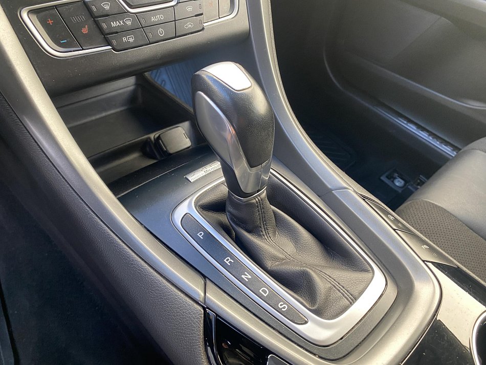 Ford Mondeo 2.0 TDCi Titanium