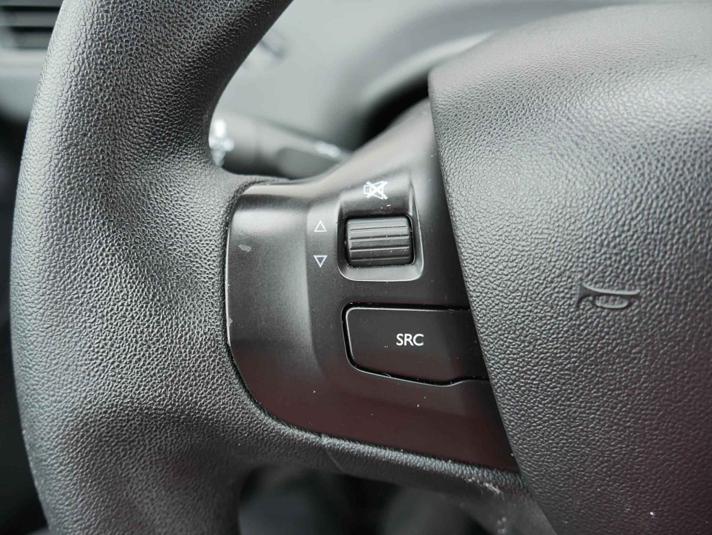 Peugeot 208 1.2 PT 