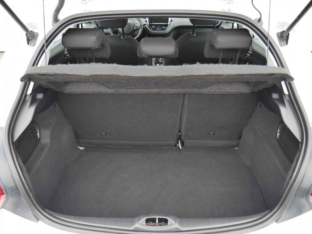 Peugeot 208 1.2 PT 