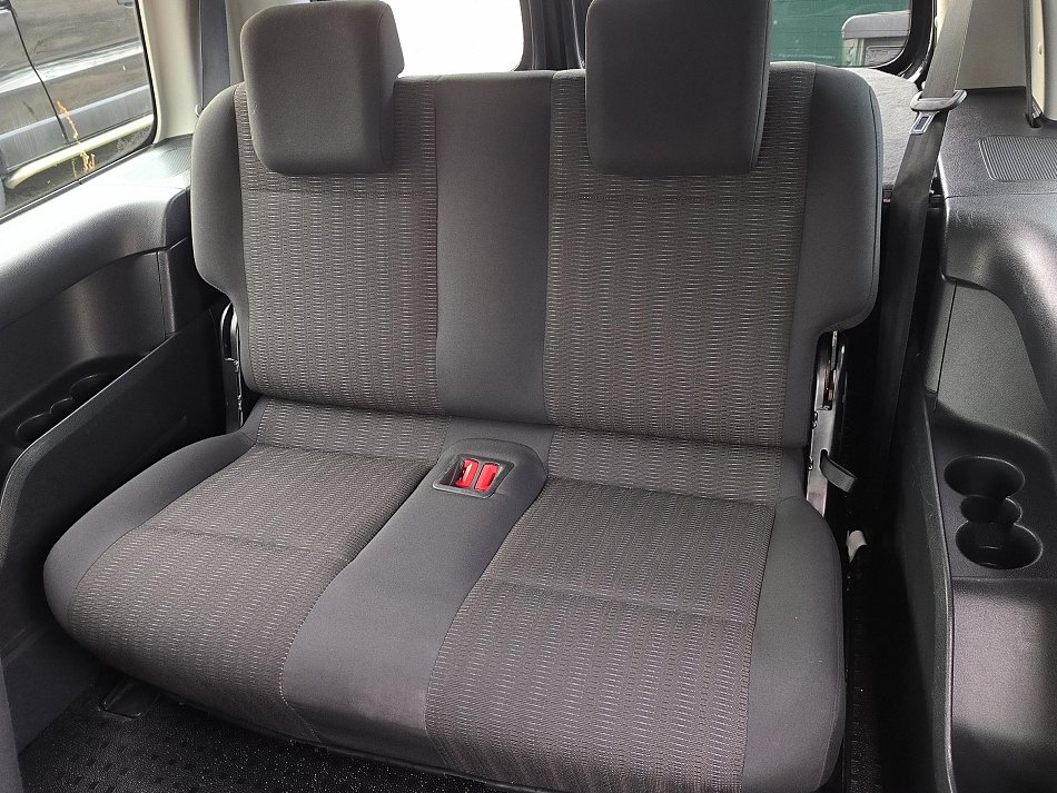 Volkswagen Caddy 1.4TGi Comfortline MAXi 7míst