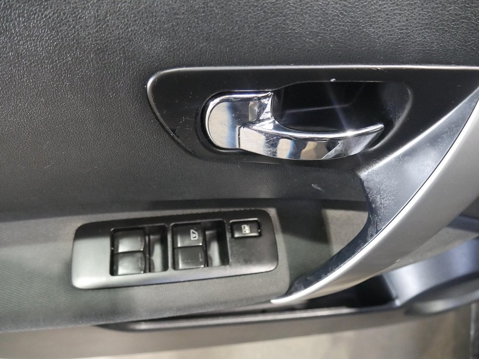 Nissan Qashqai 2.0i Acenta