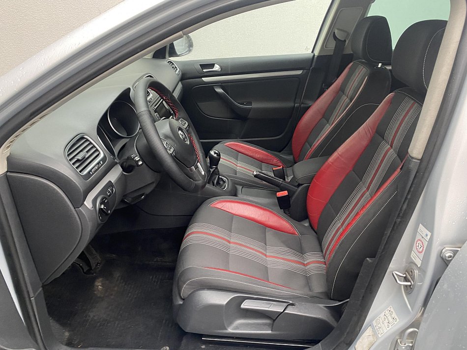 Volkswagen Golf 1.6TDi 