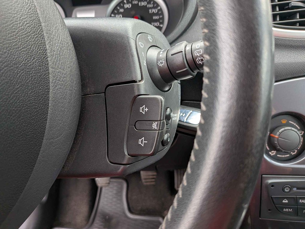 Renault Clio 1.2i 